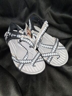 Muk Luks Sport Hiking Sandals - 10 - Gray Black White